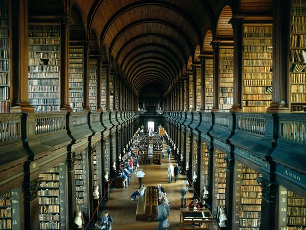 old-library-trinitycollege_6791_600x450