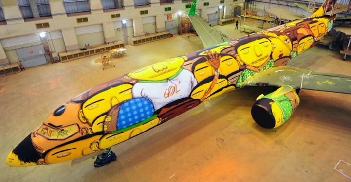 Os Gêmeos 设计：可爱的巴西世界杯涂鸦飞机